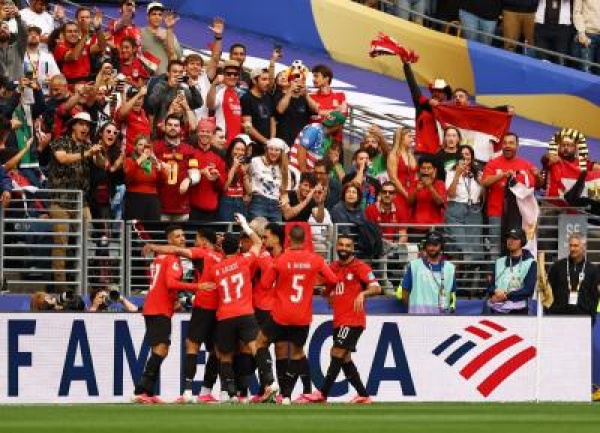 مصر ترافق بلجيكا إلى دور الـ32 بتعادلها مع إيران