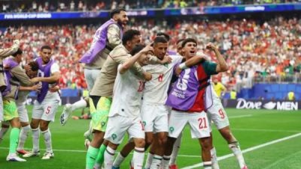 المغرب يصنع التاريخ الأسود إلى ربع النهائي المغرب يصنع التاريخ الأسود إلى ربع النهائي