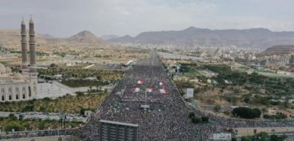 في العاصمة صنعاء طوفان يحذ ر الرياض في العاصمة صنعاء طوفان يحذ ر الرياض