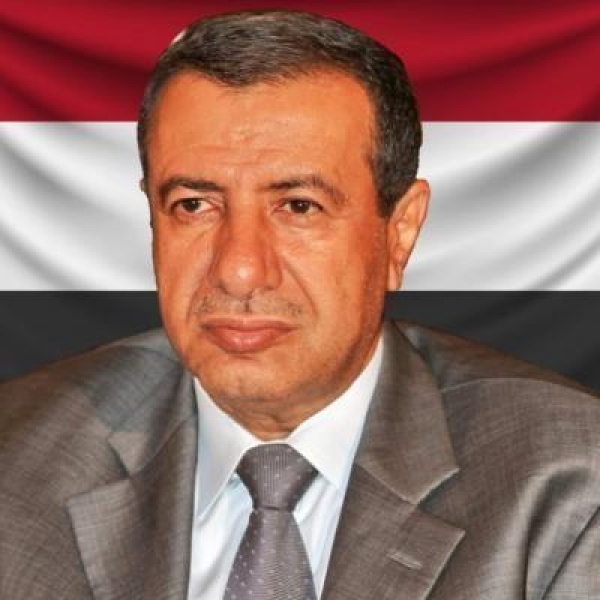 رئيس المؤتمر يعزي المهندس عبدالملك الثور بوفاة شقيقه رئيس المؤتمر يعزي المهندس عبدالملك الثور بوفاة شقيقه