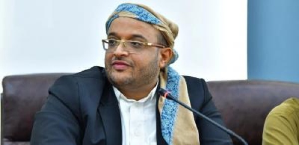 فتح كافة الطرقات إعــلان هــام من محافظ تعز فتح كافة الطرقات إعــلان هــام من محافظ تعز