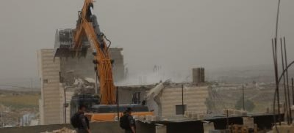 9518 إخطارا بالهدم في الضفة والقدس منذ 2015