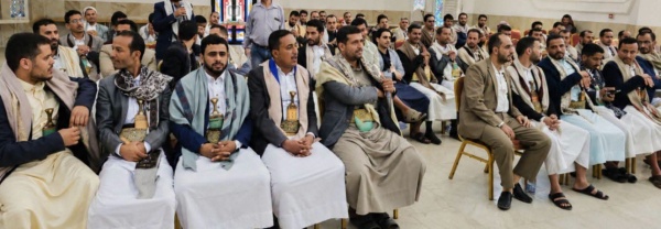 أكثر من مائة قاض بلا عمل وحقوق م عط لة مئات الملايين تتبخر وغبار الإهمال يغطي الدفعة 24 من خريجي المعهد العالي للقضاء في صنعاء