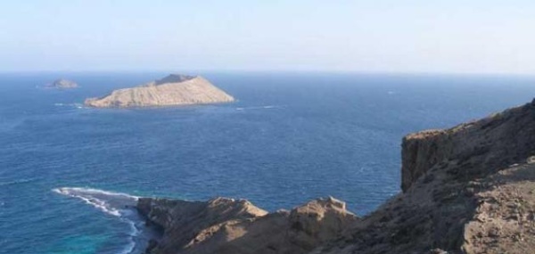 مركز واشنطن للدراسات اليمنية سيطرة الحوثيين على المخا وميون قد تعيد رسم معادلة الصراع في اليمن