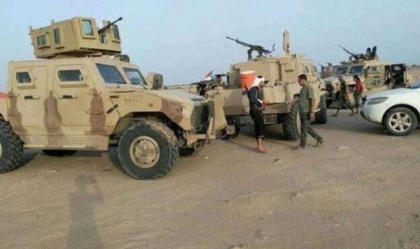 مصدر مطلع انهيار كامل في صفوف القوات المدعومة من السعودية في مديريات الحجرية بتعز