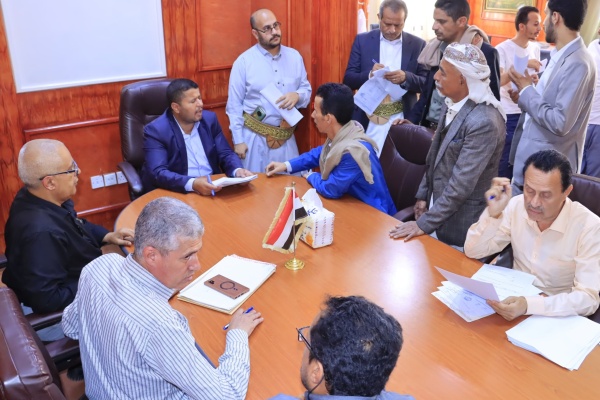 صنعاء مدير عام هيئة المواصفات يلتقي المواطنين والقطاع الخاص في اليوم المفتوح صنعاء مدير عام هيئة المواصفات يلتقي المواطنين والقطاع الخاص في اليوم المفتوح