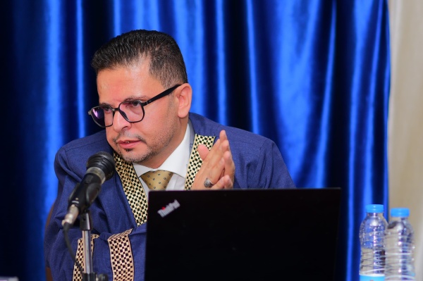 منح الباحث مرسل محمد الشبيبي درجة الماجستير في المحاسبة بعد مناقشة رسالته بالأكاديمية اليمنية منح الباحث مرسل محمد الشبيبي درجة الماجستير في المحاسبة بعد مناقشة رسالته بالأكاديمية اليمنية