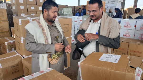 ذمار مدير عام هيئة المواصفات يتفقد سير العمل بمركز ذمار الرقابي ويؤكد أهمية تسهيل الإجراءات