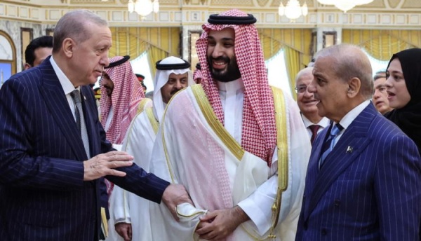 مصادر صنعاء تكشف فشل الوساطات مع الرياض وتتوعدها بفترة مؤلمة