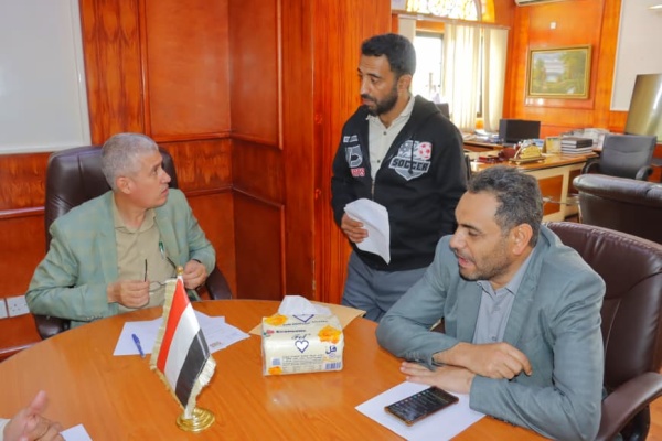 صنعاء هيئة المواصفات تحث التجار على التسجيل في تطبيق التاجر وتؤكد التزامها بدعم الأنشطة الاقتصادية