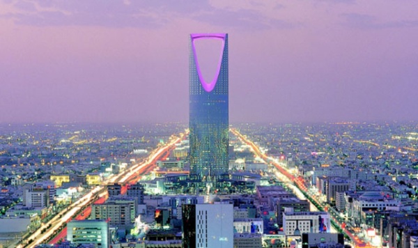 انفجار هائل يهز الرياض انفجار هائل يهز الرياض