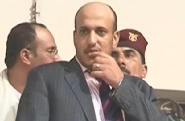 عمار عفاش يقع بمآزق حرج