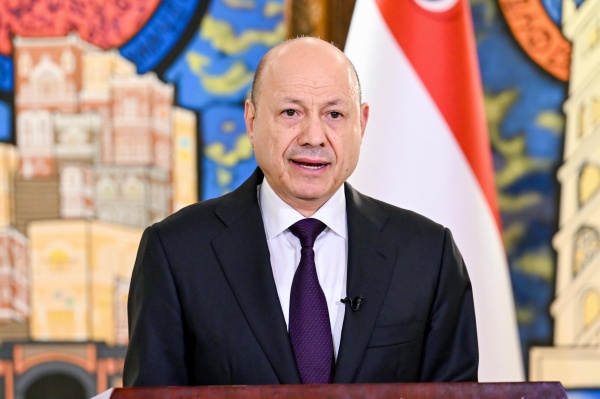 البرلمان يفاجئ الرئيس العليمي