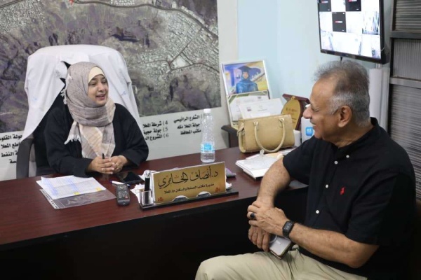 الجاوي يطلع على التجهيزات لبدء ترميم المجمع الصحي بالمعلا