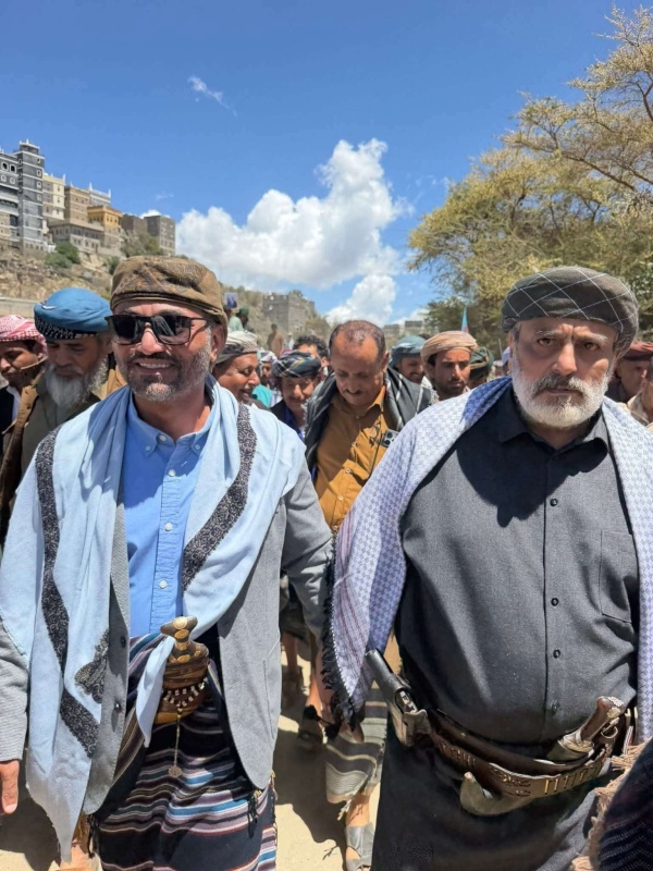 شيخ يافعي بارز يرد على خطاب النقيب لا يمثل أبناء يافع