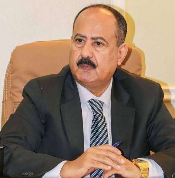 وزير النقل يعين قيادة جديدة لمطار عدن الدولي وزير النقل يعين قيادة جديدة لمطار عدن الدولي