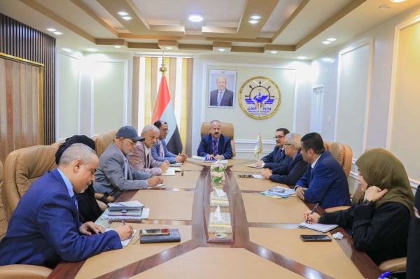 وزير النقل يتراس اول اجتماع لمجلس ادارة الهيئة العامة للطيران المدني والارصاد بعد استئناف أعماله في عدن وزير النقل يتراس اول اجتماع لمجلس ادارة الهيئة العامة للطيران المدني والارصاد بعد استئناف أعماله في عدن