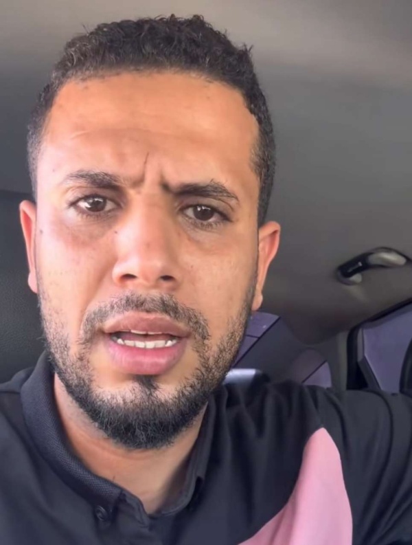 مؤثر عدني يدعو المحتجين لرفض تسييس الاحتجاجات وعدم رفع صور الشخصيات والمكونات مؤثر عدني يدعو المحتجين لرفض تسييس الاحتجاجات وعدم رفع صور الشخصيات والمكونات