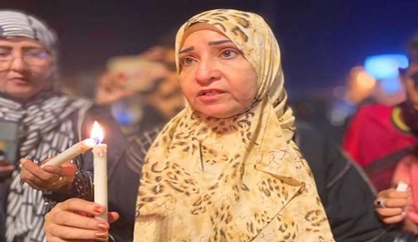 تحركات نسائية في عدن تحت شعار وقفة الشموع