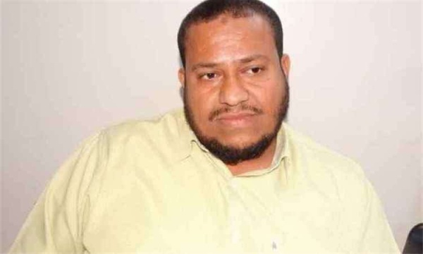 الاطاحة بقائد راشد انعم بعد ٣٠ سنة من منصبه فمن هو مدير صندوق النظافة الجديد بعدن
