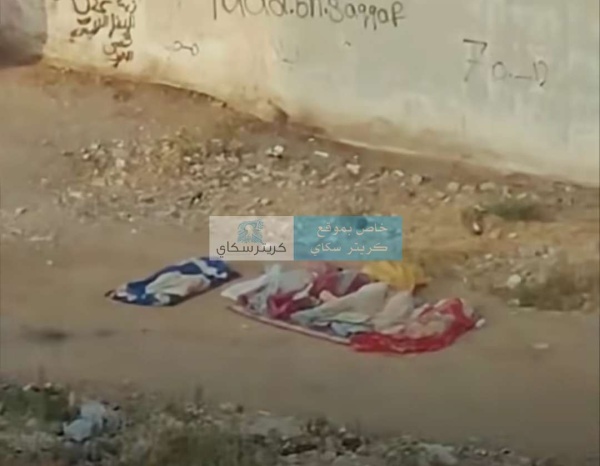 واقعة مؤلمة شاب يعثر على عائلة نائمة في الشارع أمام منزله