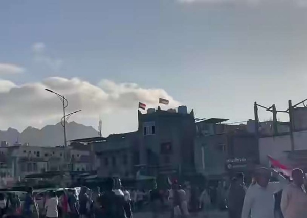 سرقة مسدس من مشارك في فعالية ساحة العروض سرقة مسدس من مشارك في فعالية ساحة العروض