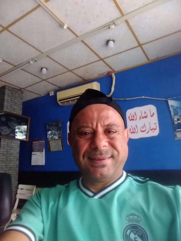 وفاة الحلاق العراقي عباس بعد تعرضه لعملية نصب وخسارة 5 آلاف دولار في عدن وفاة الحلاق العراقي عباس بعد تعرضه لعملية نصب وخسارة 5 آلاف دولار في عدن