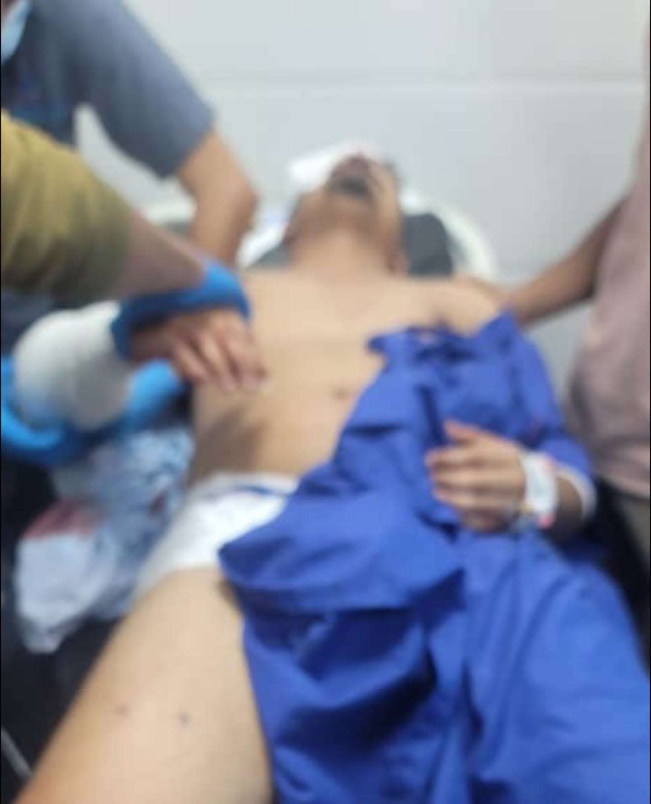 مسلحون يطلقون النار على بائع أسماك في عدن ونقله إلى المستشفى وسط غموض حول مصيره مسلحون يطلقون النار على بائع أسماك في عدن ونقله إلى المستشفى وسط غموض حول مصيره