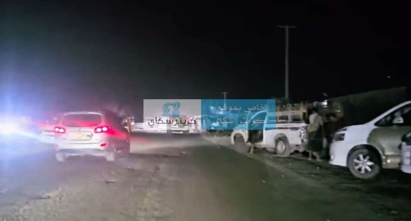 حشود قبائل ردفان تتجه إلى ساحة العروض في عدن حشود قبائل ردفان تتجه إلى ساحة العروض في عدن