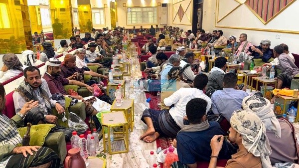 عاجل لقاء قبلي واسع لقبائل يافع يصدر موقف ا حاسم ا بشأن قضية تبادل الأسرى عاجل لقاء قبلي واسع لقبائل يافع يصدر موقف ا حاسم ا بشأن قضية تبادل الأسرى