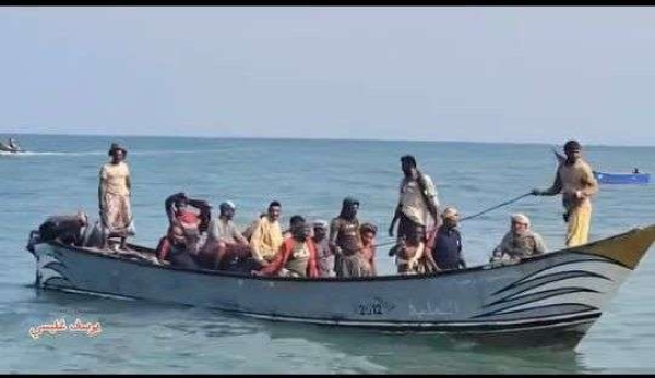 دعوات لتعزيز التواصل اليمني الإريتري لحماية الصيادين وإنهاء معاناتهم في البحر الأحمر دعوات لتعزيز التواصل اليمني الإريتري لحماية الصيادين وإنهاء معاناتهم في البحر الأحمر
