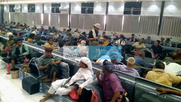 لقاء موسع لأبناء شبوة في عدن رفضا لإقالة قائد عسكري بارز لقاء موسع لأبناء شبوة في عدن رفضا لإقالة قائد عسكري بارز