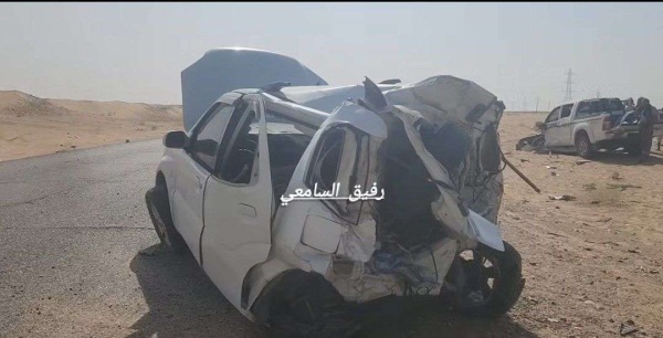 حادث مروع على خط صافر الدولي إثر تصادم بين هايلوكس و هرورة حادث مروع على خط صافر الدولي إثر تصادم بين هايلوكس و هرورة