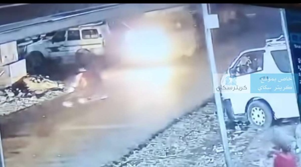أم وطفلها ينجوان من الموت بأعجوبة في جعار ومطالبات عاجلة بالتدخل أم وطفلها ينجوان من الموت بأعجوبة في جعار ومطالبات عاجلة بالتدخل