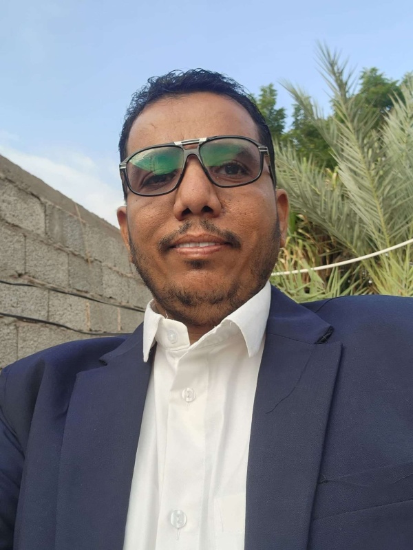 العبيدي يعلن ملاحقة ناشط يمني في السعودية قضائيا والجدل يشتعل