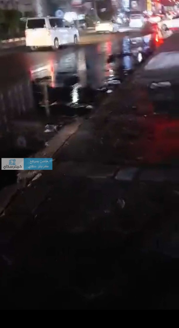 انفجار مجرى للصرف الصحي يشل الحركة في المنصورة بعدن