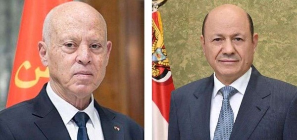 رئيس مجلس القيادة يهنئ بذكرى عيد الجمهورية في تونس