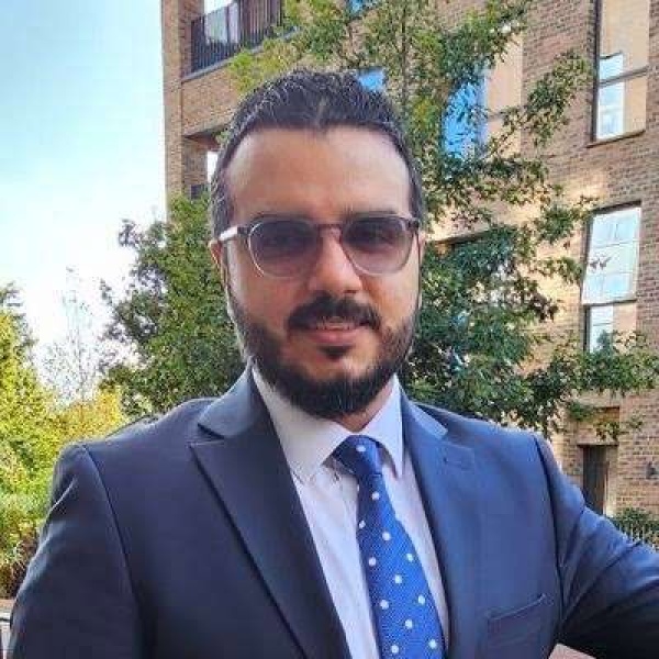 القاعد ة في اليمن وسوق المصالح الإر هابية من تنظيم متمرد إلى شبكة متكيفة كتب احمد الخامري القاعد ة في اليمن وسوق المصالح الإر هابية من تنظيم متمرد إلى شبكة متكيفة كتب احمد الخامري