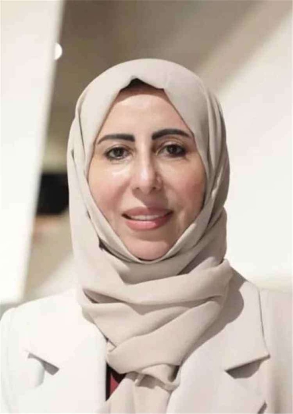 وزيرة الخارجية الحوثيون يحاولون استنساخ نموذج إيران في هرمز داخل باب المندب