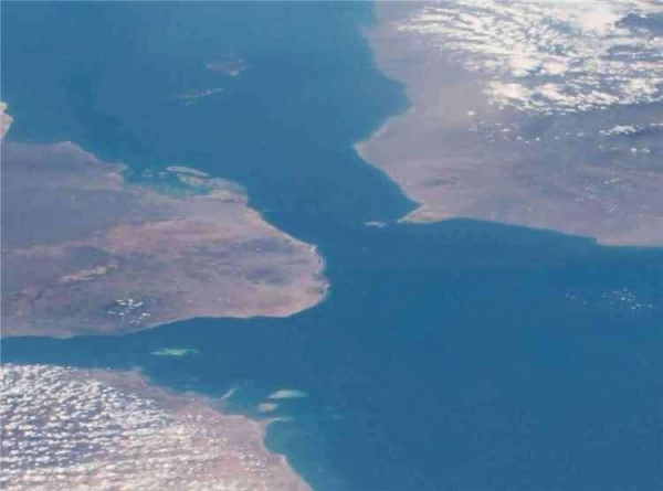 بشرى سارة بشان باب المندب