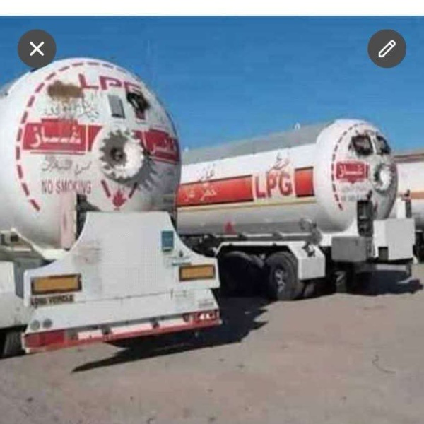 في حين تعاني المدن اليمنية من أزمة منشأة صافر تحرق الغاز تفاصيل في حين تعاني المدن اليمنية من أزمة منشأة صافر تحرق الغاز تفاصيل