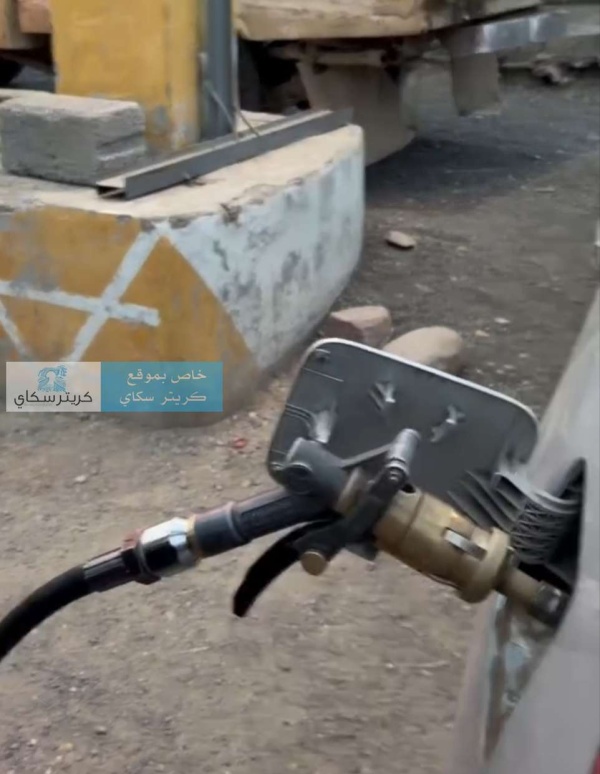 أزمة الغاز تدفع أبناء عدن للذهاب إلى تعز بحثا عن أسطوانة أزمة الغاز تدفع أبناء عدن للذهاب إلى تعز بحثا عن أسطوانة