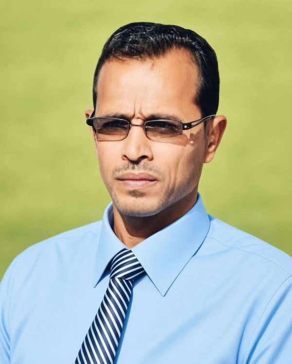 دعوات للاهتمام بالكاتب الرياضي محمد العولقي وتكريمه