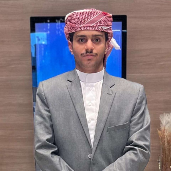بعد موجة الشائعات خطاب باراس يكشف تفاصيل المنح الدراسية إلى السعودية