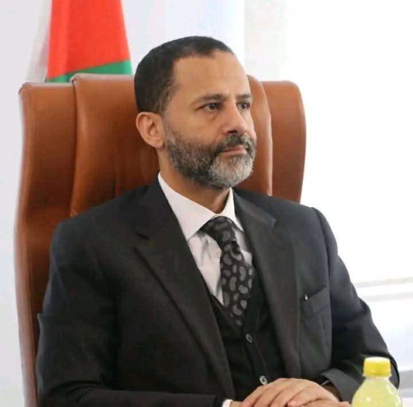 حميد الأحمر يتحدث عن تفاصيل هامة تخص شركة سبأفون للإتصالات حميد الأحمر يتحدث عن تفاصيل هامة تخص شركة سبأفون للإتصالات