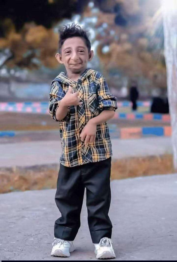 الحديدة تودع أحمد السامعي الحديدة تودع أحمد السامعي