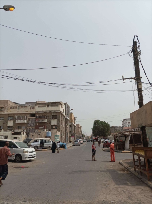 ارتفاع ملحوظ في نسبة الرطوبة بمدينة عدن ارتفاع ملحوظ في نسبة الرطوبة بمدينة عدن