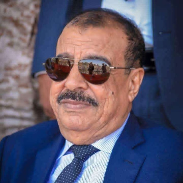 اللواء بن بريك يتراجع عن تعليق عضويته في اللجنة التحضيرية لمجلس تنسيقي حضرموت اللواء بن بريك يتراجع عن تعليق عضويته في اللجنة التحضيرية لمجلس تنسيقي حضرموت