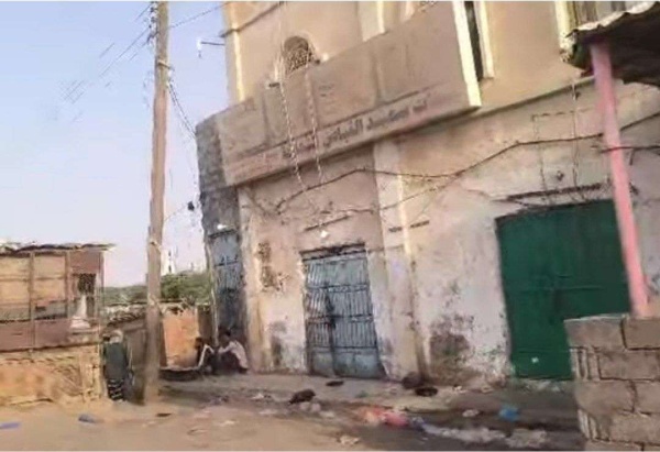 عصيان مدني في أحور بأبين احتجاج ا على هذا الأمر