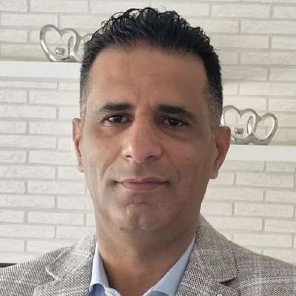 البصمة في صنعاء تثير الشكوك هل يحصي الحوثيون الموظفين تمهيد ا لجر هم إلى الجبهات